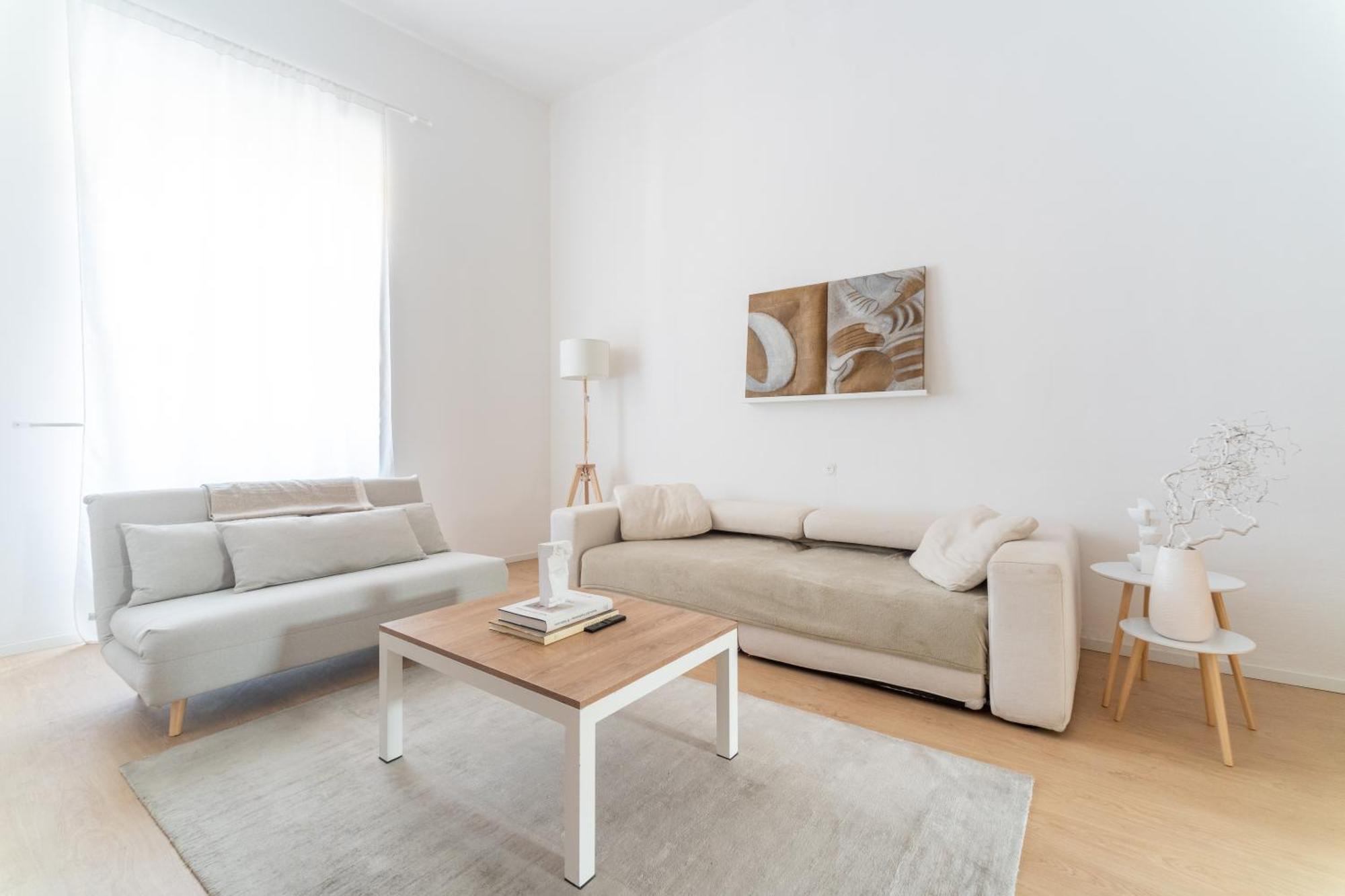 Grand Central 1845 - 2 Bedrooms Design Flat Бергамо Экстерьер фото